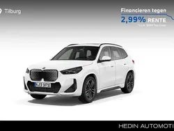 Wit Nieuw 2025 BMW iX1 M Sport SUV | € 59.938 (Eerlijke prijs)