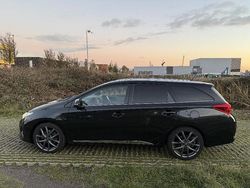 Gebruikt 2014 Toyota Auris Executive Stationwagen | € 11.000 (Eerlijke prijs)