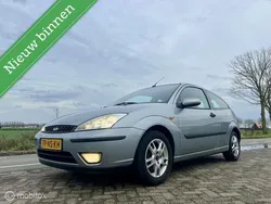 Grijs Gebruikt 2004 Ford Focus Collection Hatchback | € 1.250 (Eerlijke prijs)