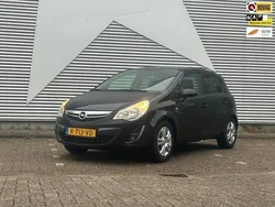 Zwart Gebruikt 2011 Opel Corsa Selection Hatchback | € 2.850 (Eerlijke prijs)