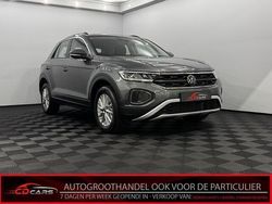 Grijs Gebruikt 2023 VW T-Roc Life SUV | € 26.950 (Super prijs)