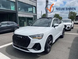 Wit, metallic lak Gebruikt 2022 Audi Q3 Sportback S-Line SUV | € 43.950 (Eerlijke prijs)