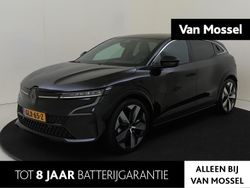 Sterzwart gne Gebruikt 2024 Renault Mégane Techno Hatchback | € 34.930 (Duur)