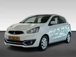 Wit, metallic lak Gebruikt 2020 Mitsubishi Space Star Active Hatchback | € 9.945 (Eerlijke prijs)