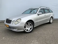 Grijs, metallic lak Gebruikt 2004 Mercedes E500 Elegance Stationwagen | € 7.950 (Eerlijke prijs)