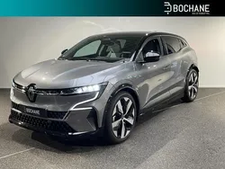 Grijs Gebruikt 2024 Renault Mégane Iconic Hatchback | € 33.900 (Eerlijke prijs)