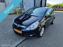 Zwart Gebruikt 2010 Opel Corsa Hatchback | € 3.250 (Eerlijke prijs)