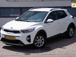 Wit Gebruikt 2019 Kia Stonic SUV | € 10.950 (Eerlijke prijs)
