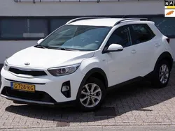 Wit Gebruikt 2019 Kia Stonic SUV | € 11.750 (Eerlijke prijs)