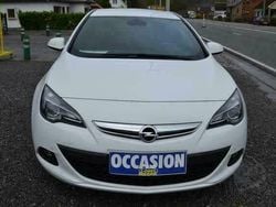 Wit Gebruikt 2015 Opel Astra GTC Sedan | € 11.950