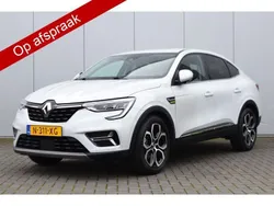 Wit, metallic lak Gebruikt 2022 Renault Arkana Intens SUV | € 18.999