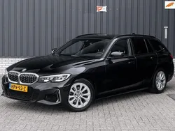 Zwart Gebruikt 2022 BMW 320 Executive Stationwagen | € 34.950 (Goede deal)