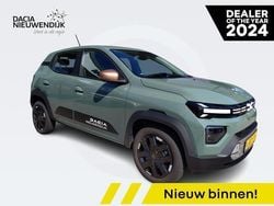 Groen Gebruikt 2024 Dacia Spring Extreme Hatchback | € 18.995 (Duur)