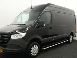 Zwart Gebruikt 2024 Mercedes Sprinter Van | € 39.950 (Goede deal)