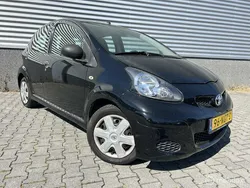 Zwart Gebruikt 2010 Toyota Aygo Comfort Hatchback | € 1.799 (Goede deal)