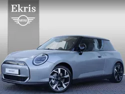 Grijs Gebruikt 2024 Mini Cooper SE Classic Hatchback | € 29.950