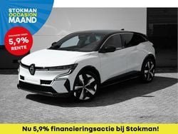 Licht wit met zwart dak metallic Gebruikt 2023 Renault Mégane Equilibre Hatchback | € 24.900 (Goede deal)