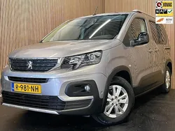 Grijs Gebruikt 2021 Peugeot e-Rifter Allure MPV | € 22.950