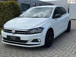 Wit Gebruikt 2018 VW Polo Comfortline Hatchback | € 9.900 (Goede deal)