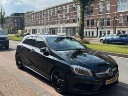 Zwart Gebruikt 2014 Mercedes A200 Ambition Hatchback | € 14.500 (Iets duurder)