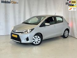Grijs Gebruikt 2012 Toyota Yaris Hatchback | € 9.499 (Eerlijke prijs)