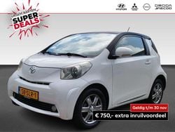 Wit Gebruikt 2011 Toyota iQ Hatchback | € 7.950 (Duur)