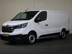 Wit Gebruikt 2023 Renault Trafic MPV | € 19.950 (Super prijs)