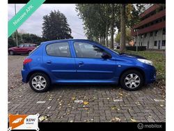 Blauw Gebruikt 2010 Peugeot 206+ Hatchback | € 2.890 (Eerlijke prijs)