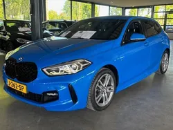 Blauw Gebruikt 2020 BMW 118 Executive Hatchback | € 20.995 (Eerlijke prijs)