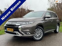 Bruin Gebruikt 2019 Mitsubishi Outlander Edition SUV | € 17.950 (Goede deal)