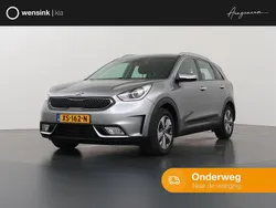 Grijs, metallic lak Gebruikt 2019 Kia Niro SUV | € 20.435 (Eerlijke prijs)