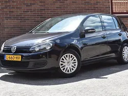 Zwart, metallic lak Gebruikt 2009 VW Golf VI Trendline Stationwagen | € 3.949 (Goede deal)