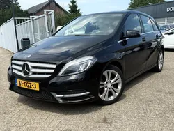 Zwart Gebruikt 2012 Mercedes B180 Ambition MPV | € 5.450 (Iets duurder)