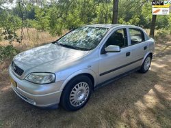 Grijs Gebruikt 1999 Opel Astra Club Hatchback | € 1.050 (Iets duurder)