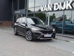 Zwart Gebruikt 2021 BMW X1 SUV | € 28.850 (Eerlijke prijs)