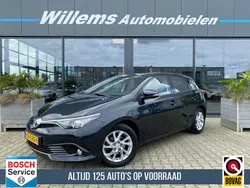 Grijs Gebruikt 2016 Toyota Auris Hatchback | € 12.800 (Goede deal)