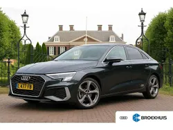 Grijs, metallic lak Gebruikt 2021 Audi A3 S-Line Sedan | € 24.900 (Goede deal)