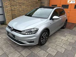 Zilver, metallic lak Gebruikt 2019 VW Golf VII Comfortline Hatchback | € 17.499 (Iets duurder)