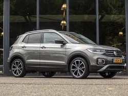 Grijs Gebruikt 2020 VW T-Cross Style SUV | € 22.950 (Eerlijke prijs)