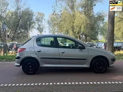 Grijs Gebruikt 2004 Peugeot 206 Hatchback | € 599 (Goede deal)