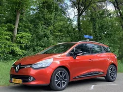 Rood Gebruikt 2013 Renault Clio GrandTour Dynamique Stationwagen | € 3.950 (Eerlijke prijs)