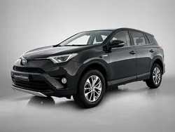 Bruin, metallic lak Gebruikt 2017 Toyota RAV4 SUV | € 25.950 (Iets duurder)