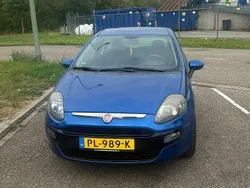 Blauw Gebruikt 2011 Fiat Punto Pop Hatchback | € 1.500 (Goede deal)