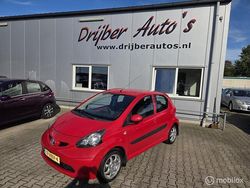 Rood Gebruikt 2008 Toyota Aygo Hatchback | € 1.850 (Goede deal)