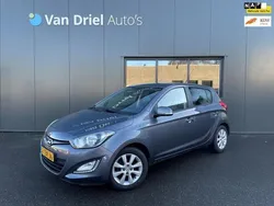Grijs Gebruikt 2014 Hyundai i20 Hatchback | € 6.490 (Eerlijke prijs)