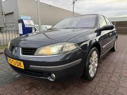 Grijs Gebruikt 2006 Renault Laguna II Hatchback | € 999 (Goede deal)