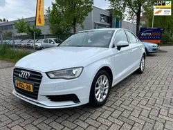 Wit Gebruikt 2014 Audi A3 Attraction Sedan | € 8.450 (Iets duurder)