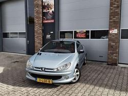 Zilver Gebruikt 2002 Peugeot 206 Cabriolet | € 700 (Super prijs)