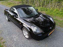 Zwart Gebruikt 2001 Toyota MR2 Cabriolet | € 8.750 (Eerlijke prijs)