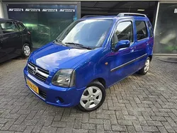 Blauw, metallic lak Gebruikt 2004 Opel Agila Hatchback | € 1.999 (Iets duurder)
